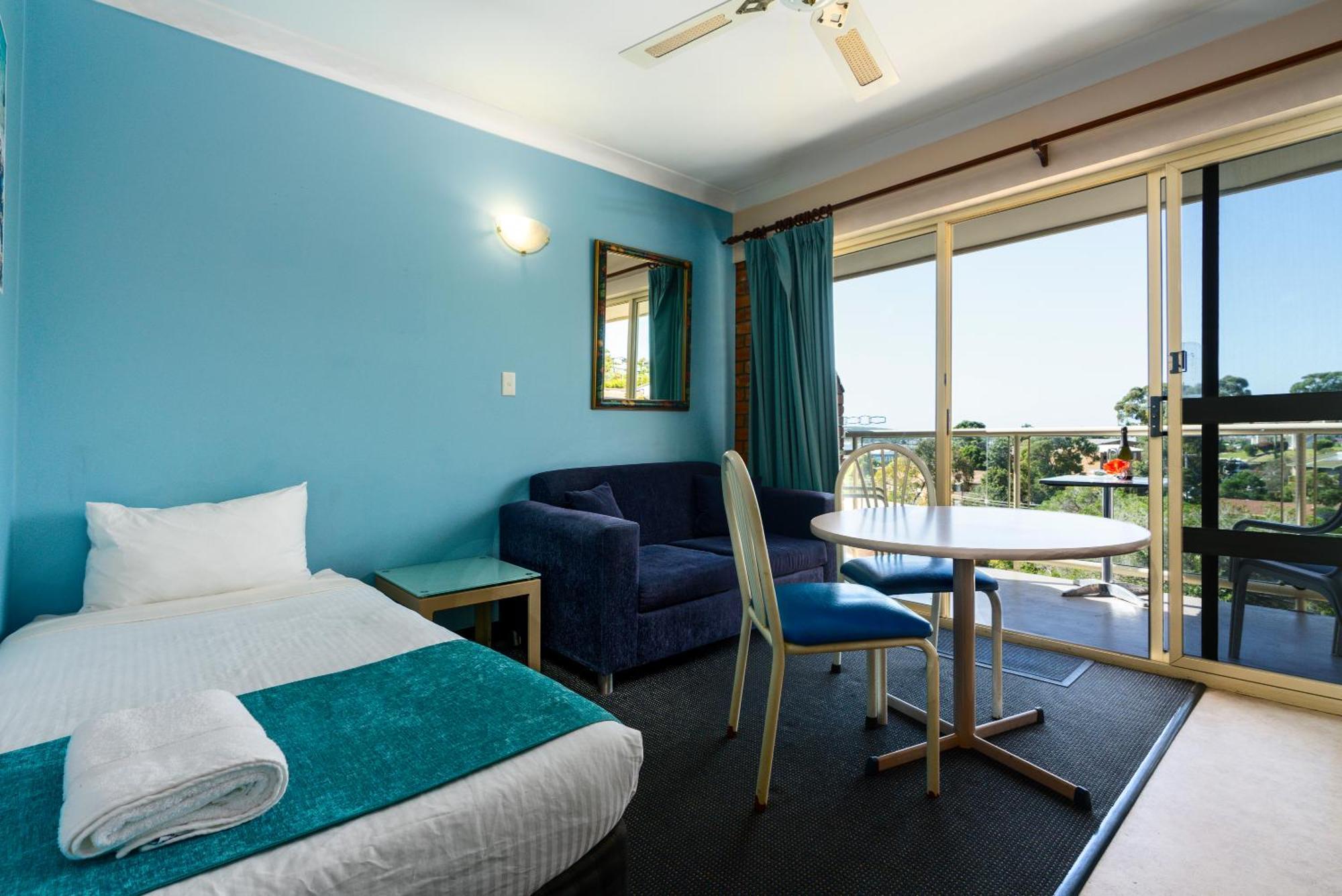 Sapphire Waters Motor Inn Merimbula Exterior photo