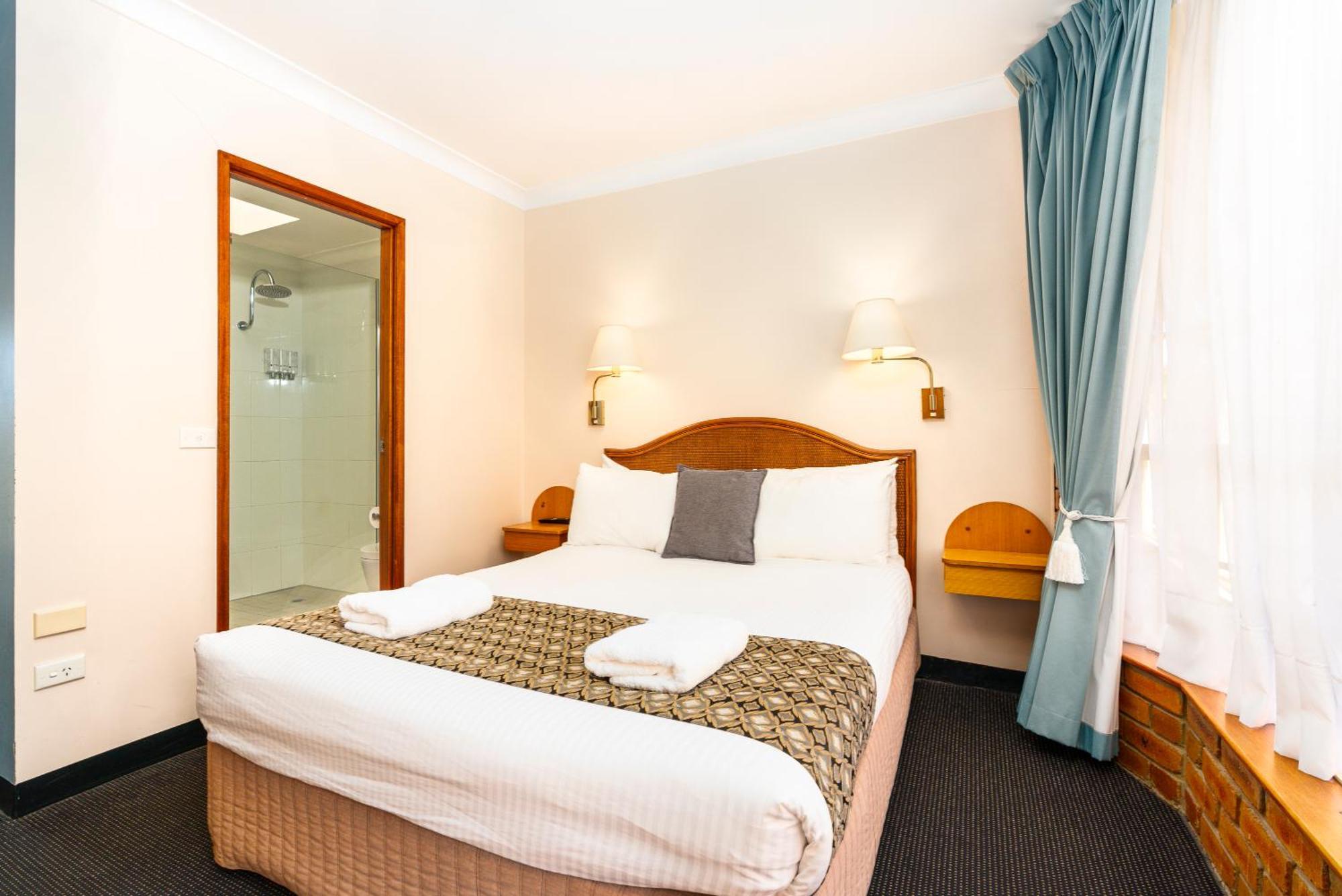 Sapphire Waters Motor Inn Merimbula Exterior photo