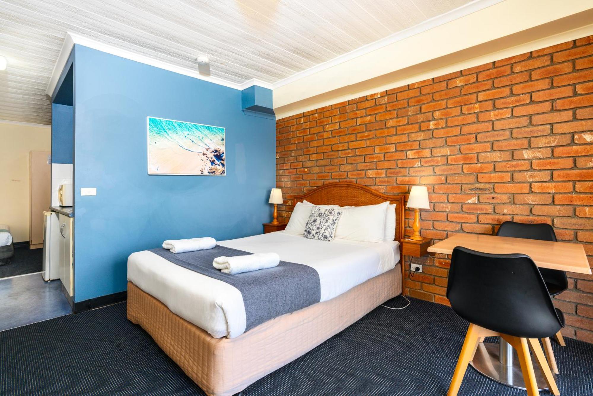 Sapphire Waters Motor Inn Merimbula Exterior photo