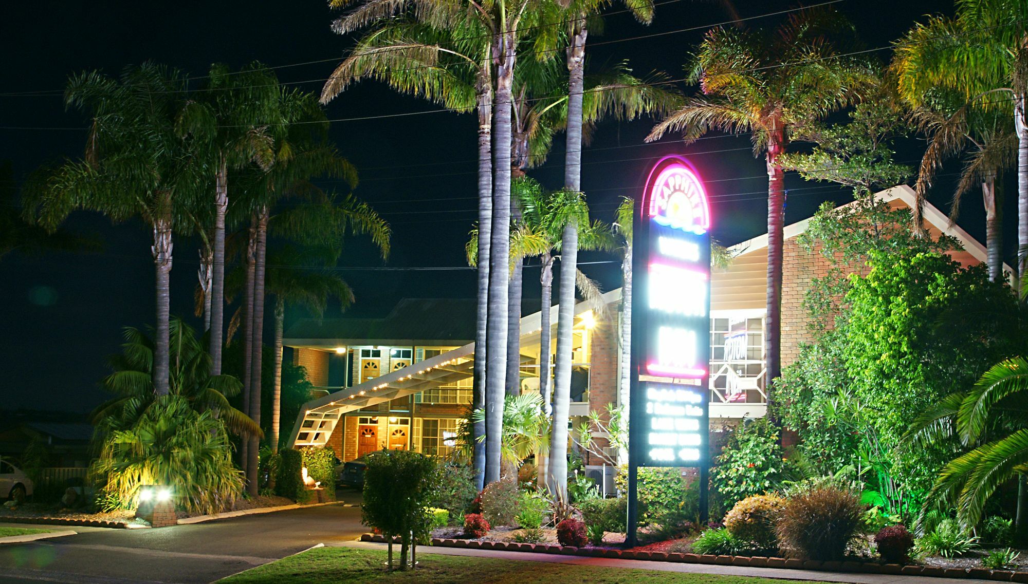 Sapphire Waters Motor Inn Merimbula Exterior photo